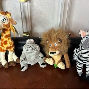 Lot of 4 Madagascar Plush Toy
